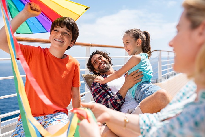 Costa Kreuzfahrten: „Das schwimmende Klassenzimmer“ Nachhilfe-Unterricht an Bord in den kommenden Herbstferien