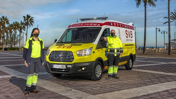 Erste Folge der neuen „Lifesavers“-Videoreihe von Ford begleitet eine Rettungssanitäterin, die ihren Traum lebt