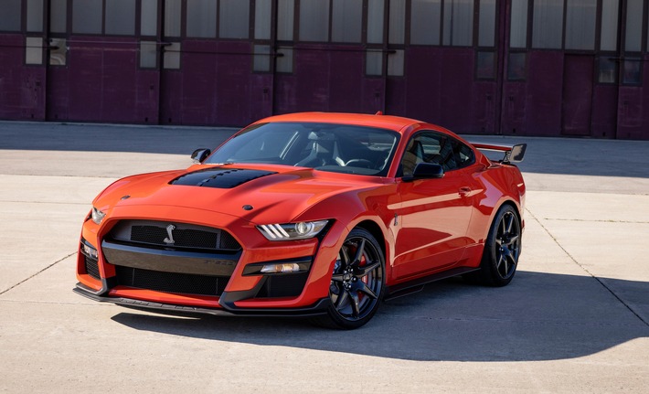 Ford Mustang Shelby GT500 gewinnt Leserwahl zum „Auto Bild Sportscar des Jahres 2021“